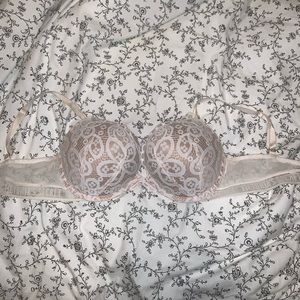 Victoria’s Secret bombshell push up bra white lace